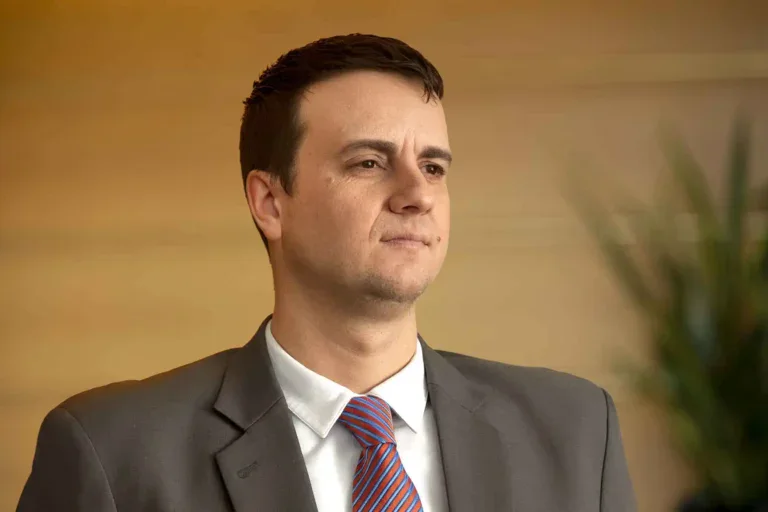 andrew-laurila